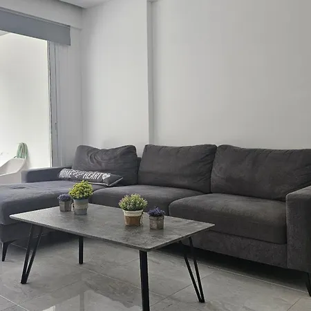Aquamarine Apartment *